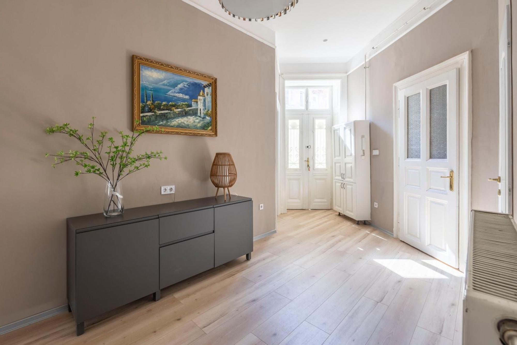 Charming Central Dream Home & Retreat By Prestige Homes 布达佩斯 外观 照片